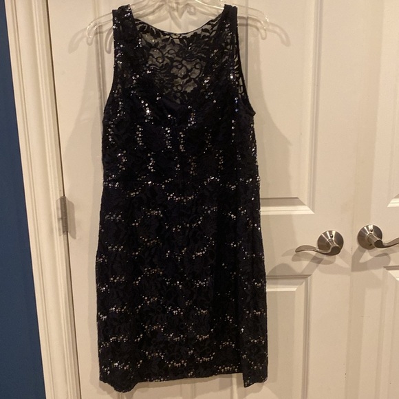 16 navy Blue lacy sparkly city triangle dress - Picture 2 of 3